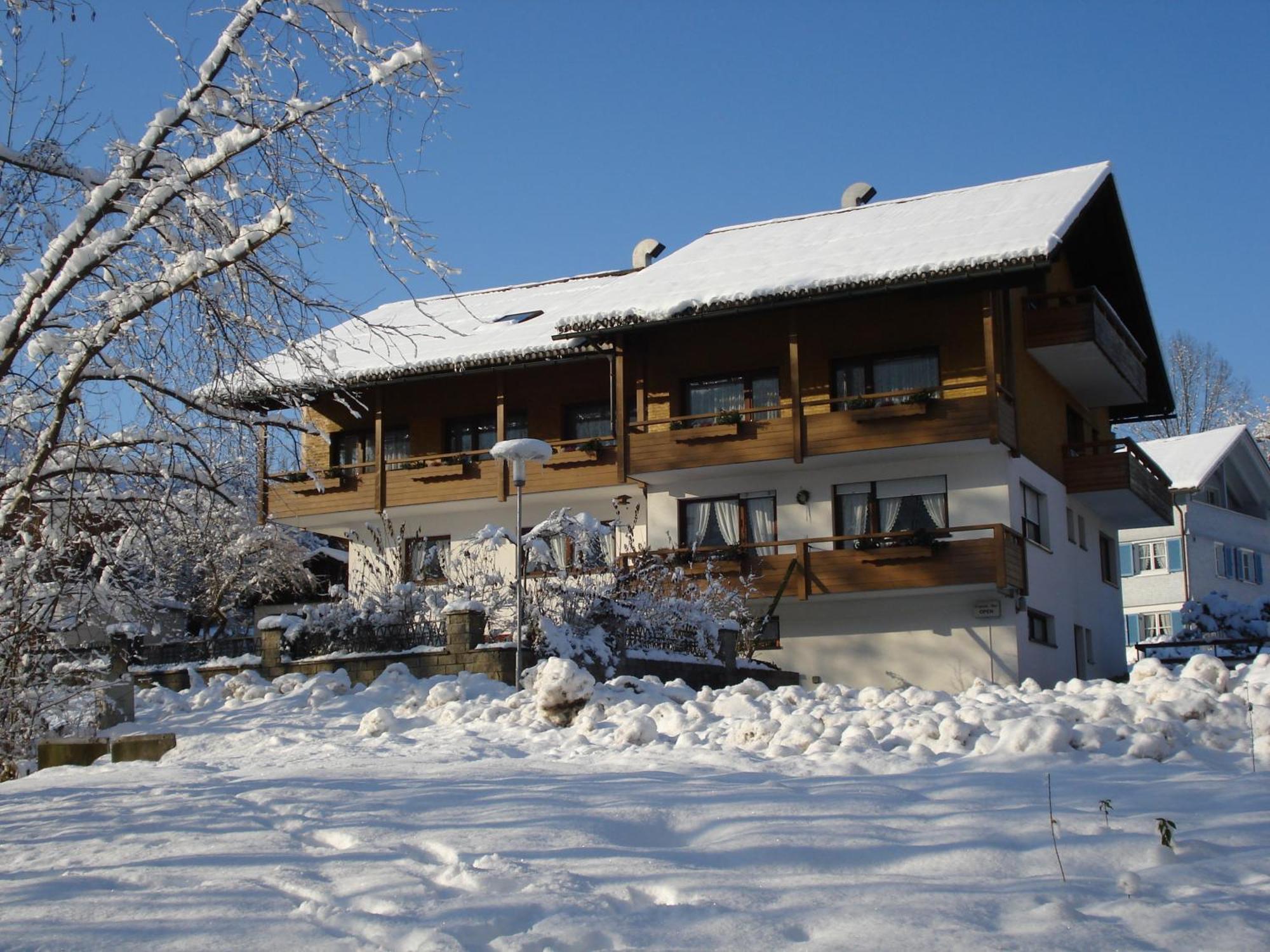 Gaestehaus-Pension Barbara Andelsbuch Exterior foto