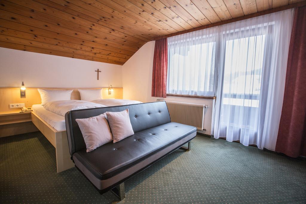 Gaestehaus-Pension Barbara Andelsbuch Cameră foto